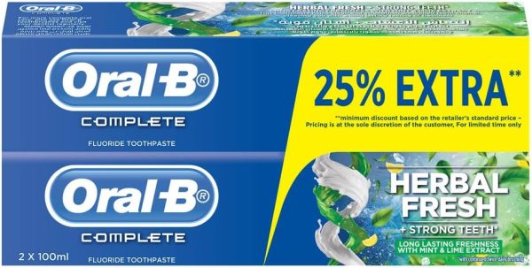 Oral-B Complete Natural Fresh Mouthwash Toothpaste 100ml (25% Off)