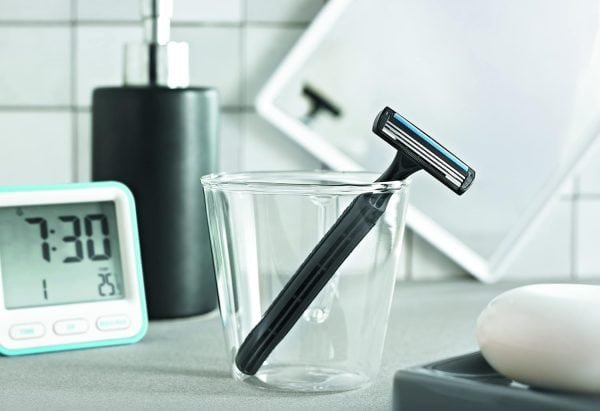 Bic Action 3 Men Razors Maxi Pack 12PCS​ - Image 7