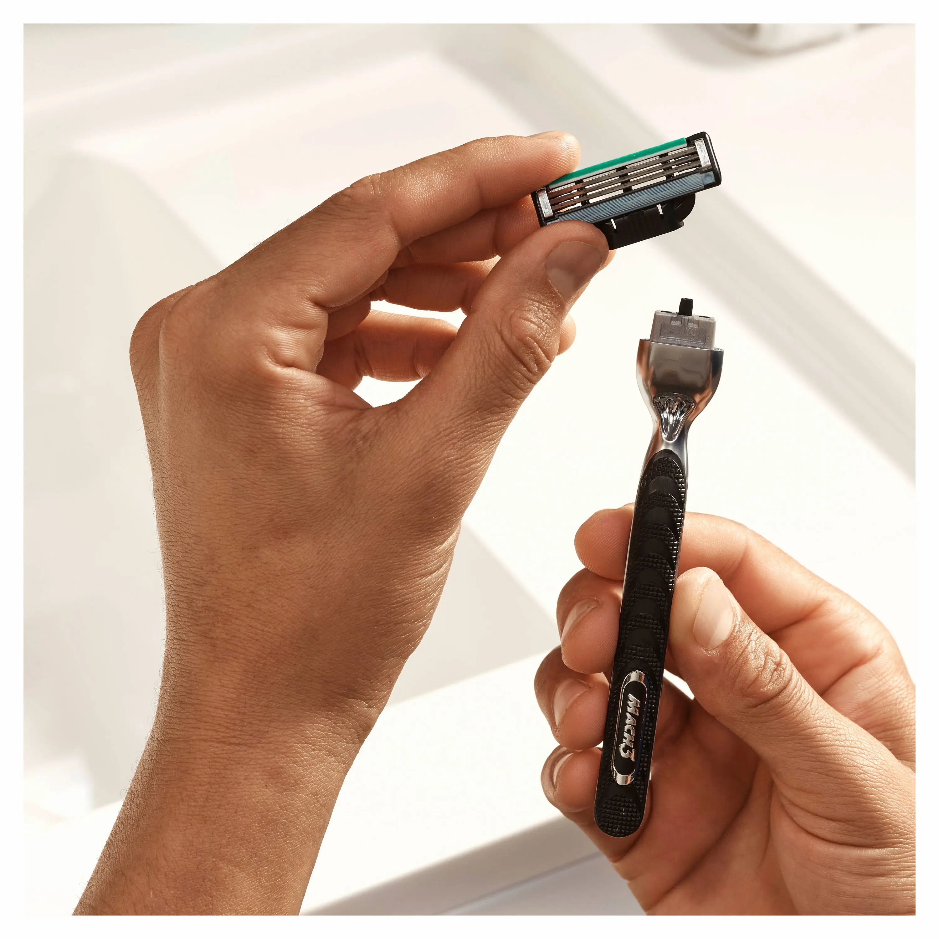 شفرات جيليت ماك3 للذقن والبشرة الحساسة